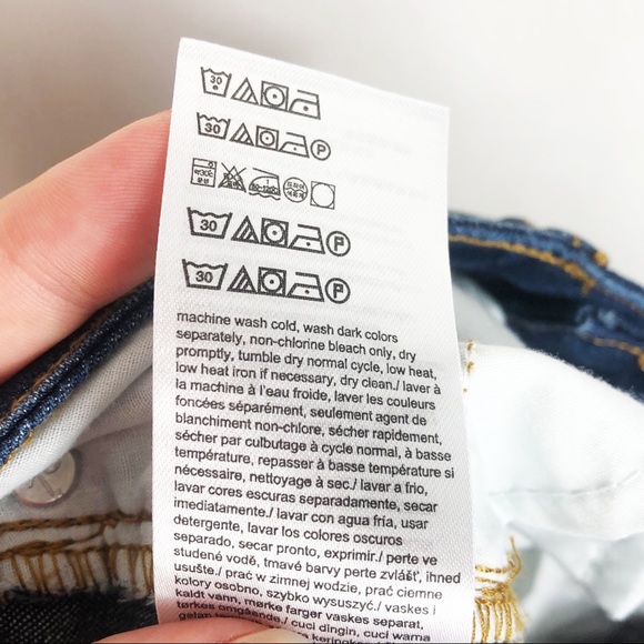 Calvin Klein Mid Rise Ankle Skinny | Dark Wash | Size 6 - Picture 12 of 12